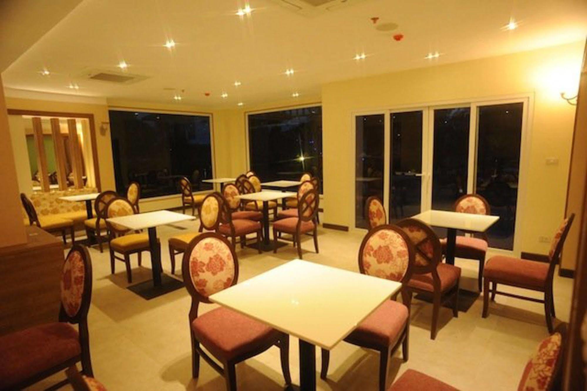 Kitlada Hotel Udonthani Eksteriør bilde