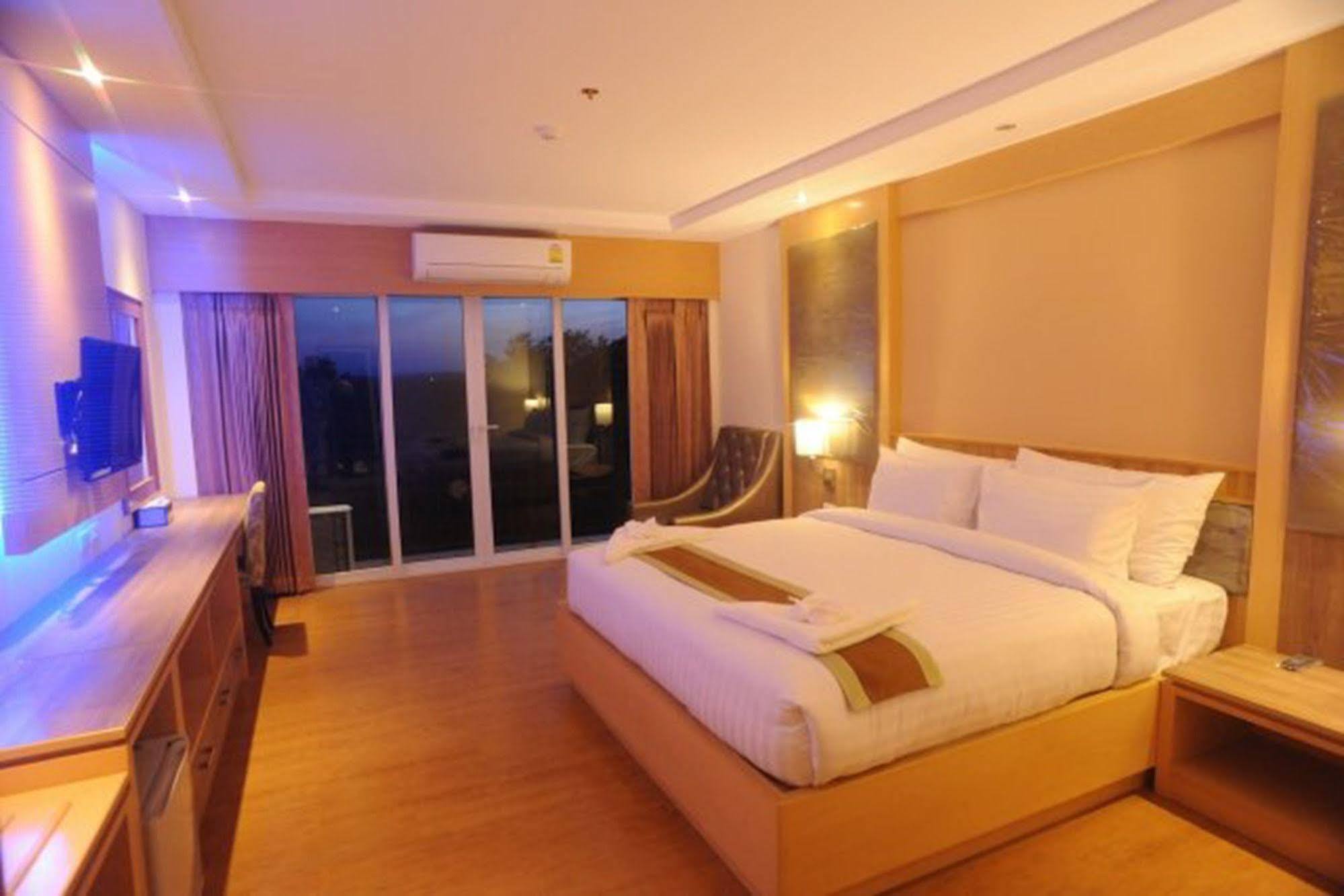 Kitlada Hotel Udonthani Eksteriør bilde
