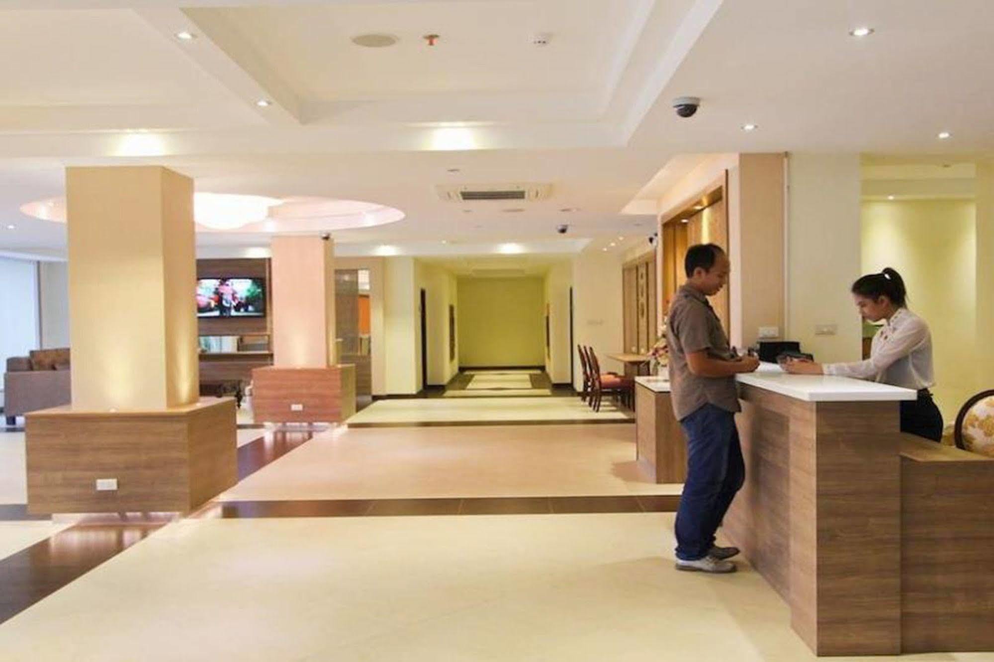 Kitlada Hotel Udonthani Eksteriør bilde