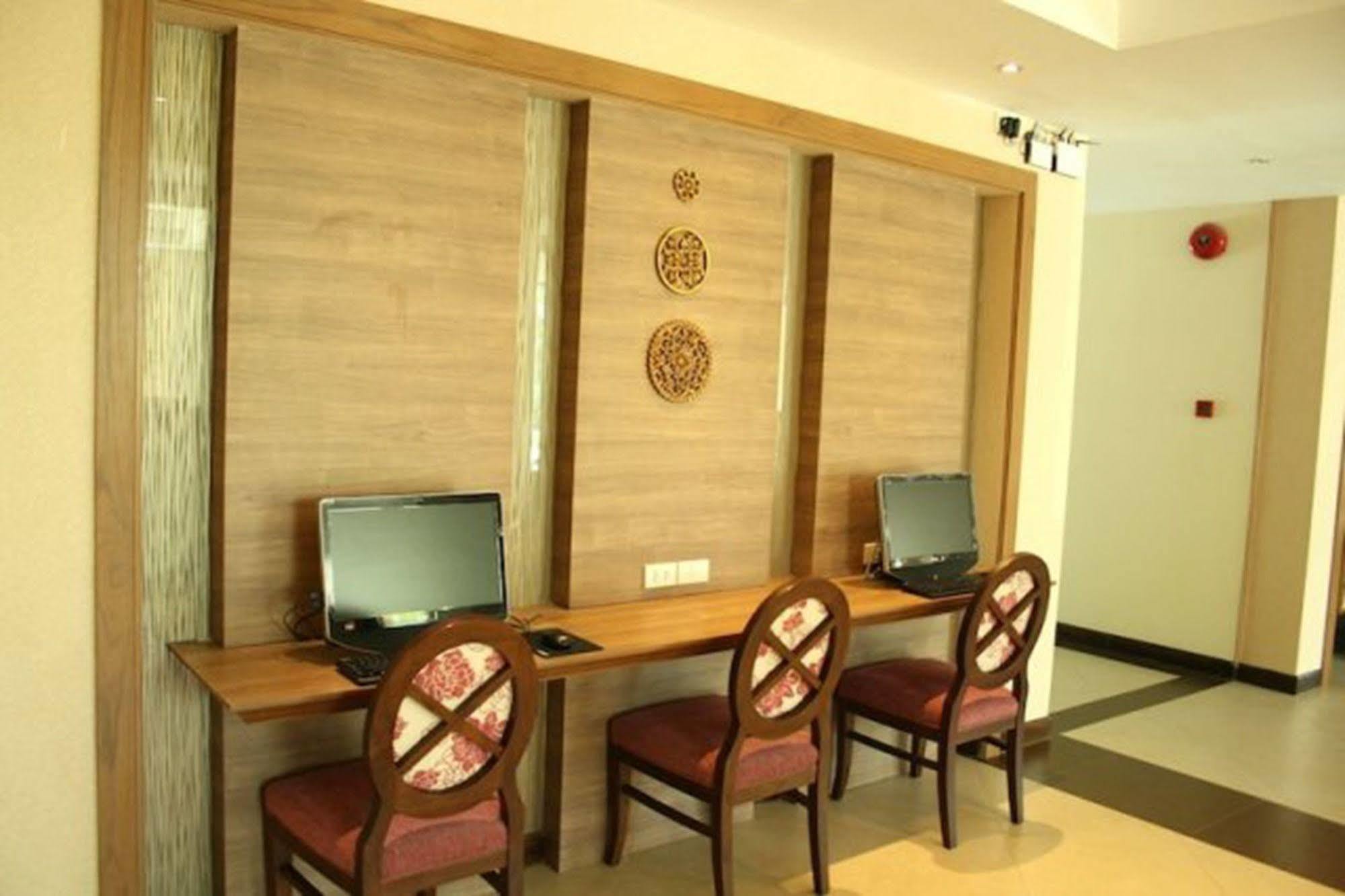 Kitlada Hotel Udonthani Eksteriør bilde
